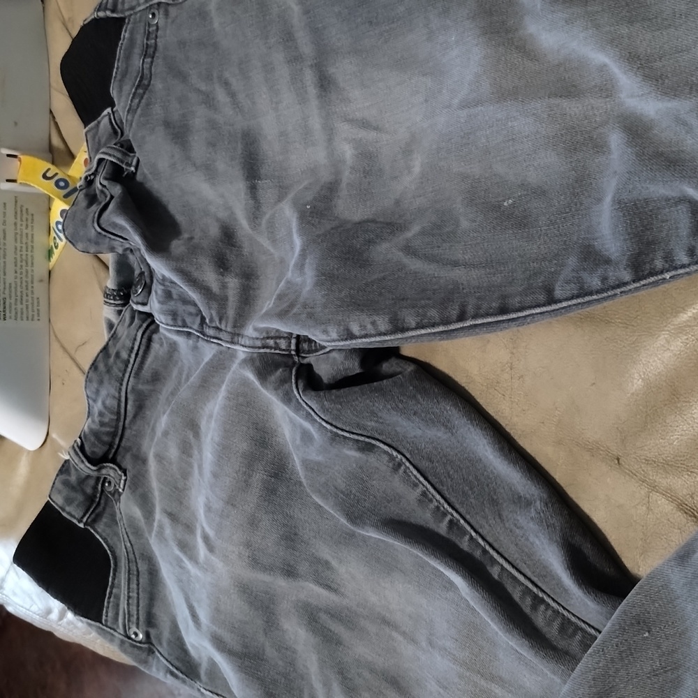 Maternity skinny jeans